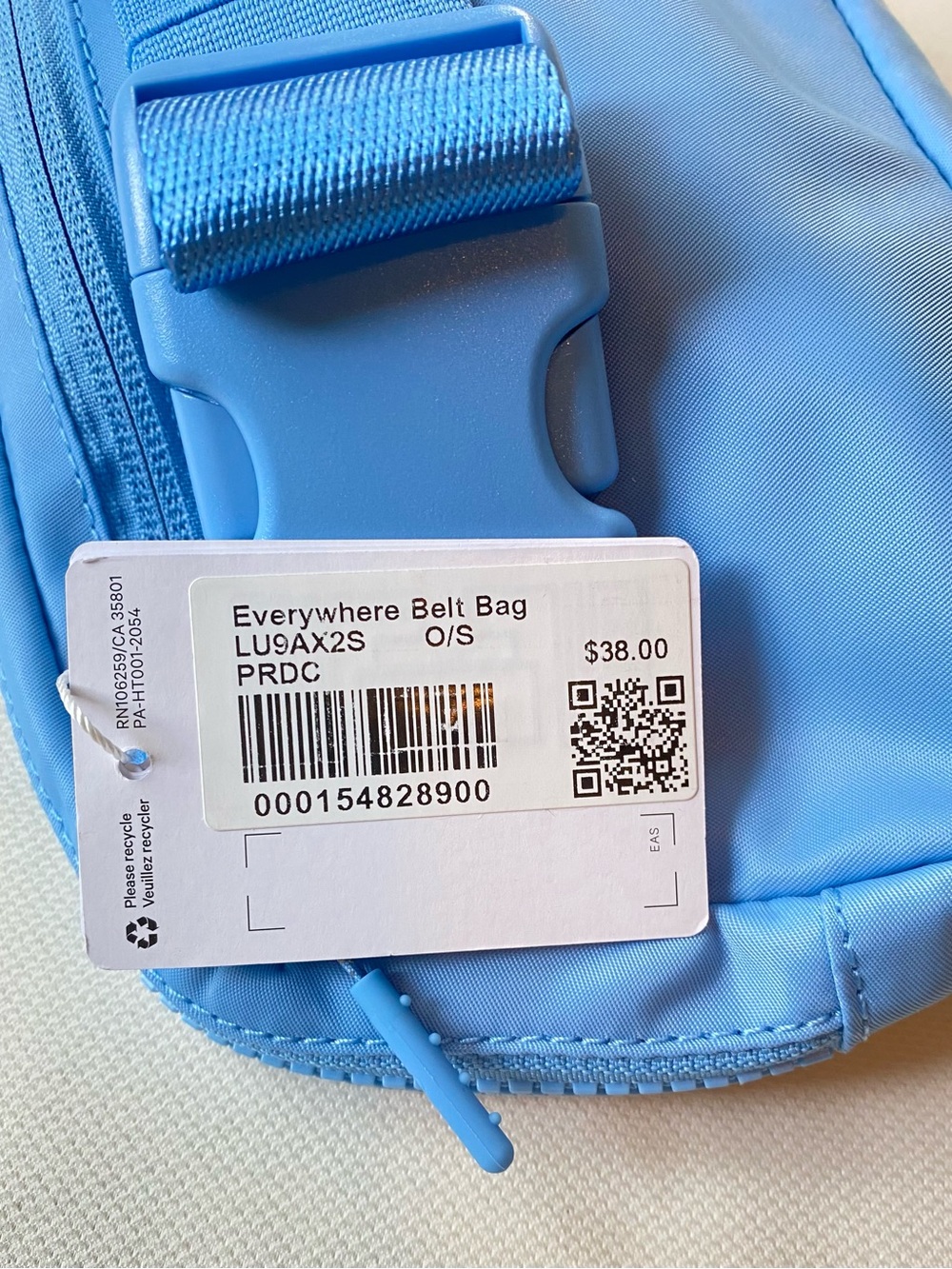 Lululemon Everywhere Belt Bag - Picture 5 of 5